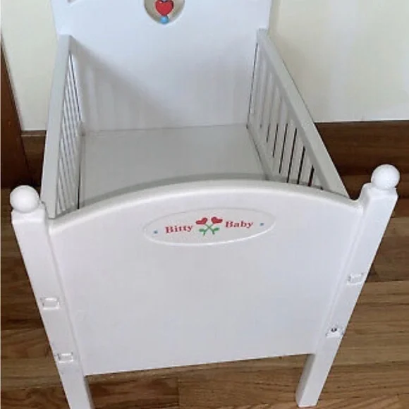 American Girl Bitty Baby Heart Crib - Picture 3 of 8